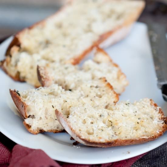 Parmesan Garlic Bread - Recipe photo by foodsofourlives