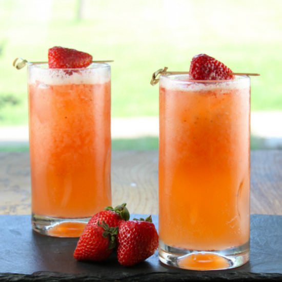 Strawberry Mango Coolers - Recipe photo by missinthekitchen