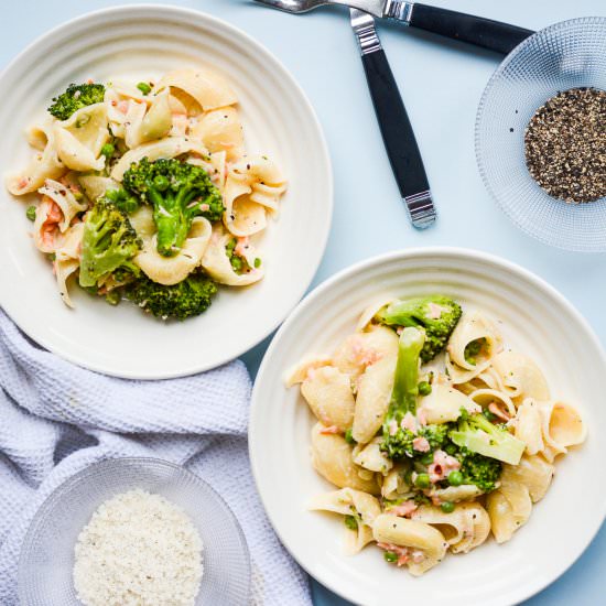 15 Minute Spring Pasta - Recipe photo by AFeastForTheEyes