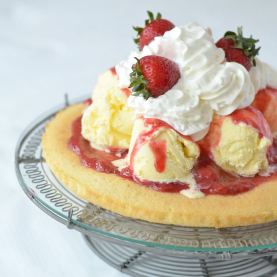 Strawberry Ice Cream Flan - Recipe photo by thecrazykitchen