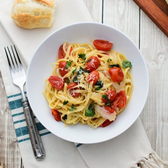 One-Pot Tomato Basil Pasta - Recipe photo by kitchenjoy