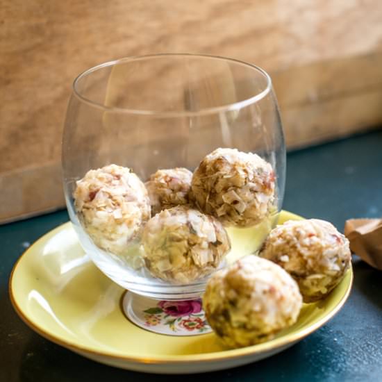 Thai Coconut and Lime Raw Balls - Recipe photo by rhiannonveganmelbourne
