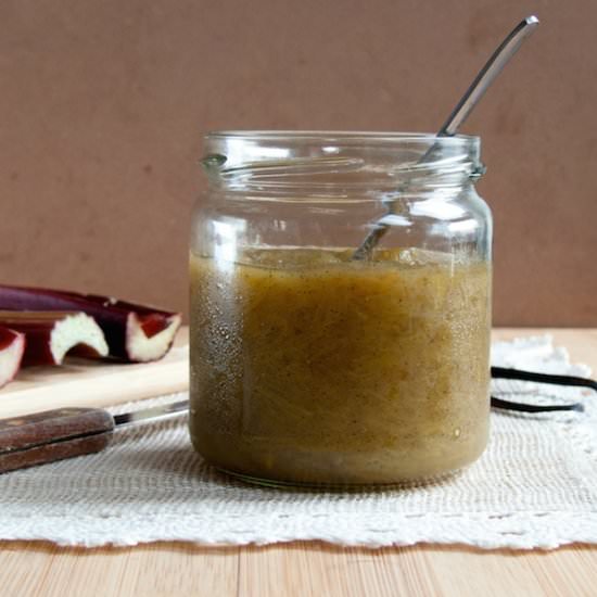Rhubarb Vanilla Jam - Recipe photo by butterchantilly