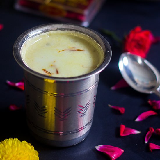 Kesar Badam Milk - Recipe photo by Akila