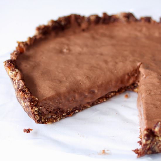 Raw Chocolate Frozen Yogurt Pie - Recipe photo by TheGirlWithTheSpatula