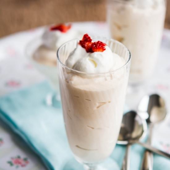 Rhubarb Mousse - Recipe photo by strawberrysupp