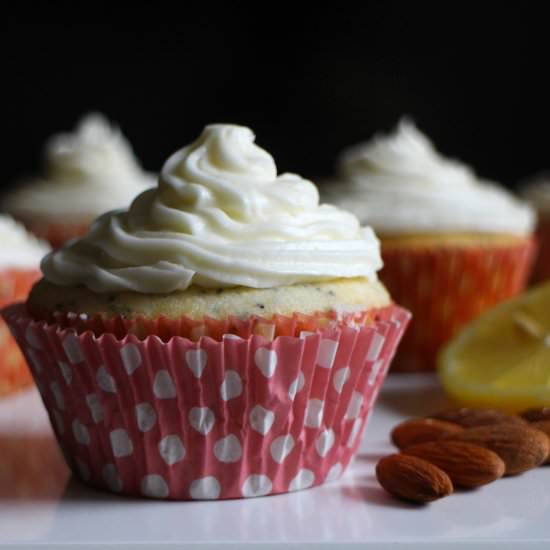 Lemon-Poppy Seed Cupcakes - Recipe photo by cassieskitchen
