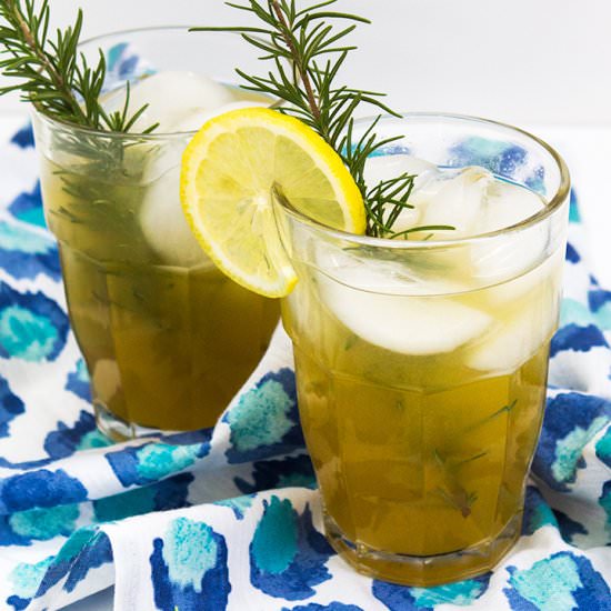 Rosemary Peach Lemonade - Recipe photo by sarahhearts