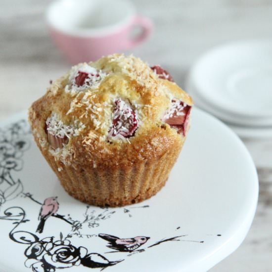 Coconut Muffins with Rhubarb - Recipe photo by naszakuchnia