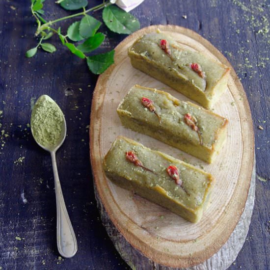 Matcha Financiers with Sakura - Recipe photo by Mi Gran Diversion