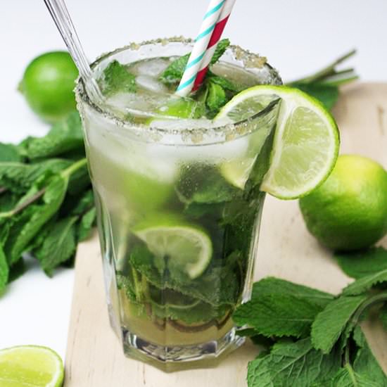 Mojito Cocktail with Lime and Mint - Recipe photo by FingerLickingFood