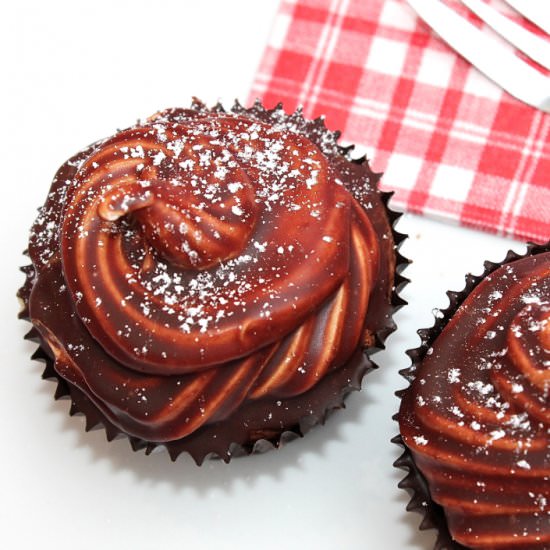 Marshmallow Chocolate Cupcakes - Recipe photo by itsprettynice