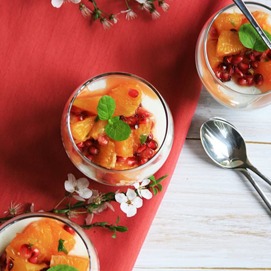 Yogurt panna cotta - Recipe photo by cherryncinnamon