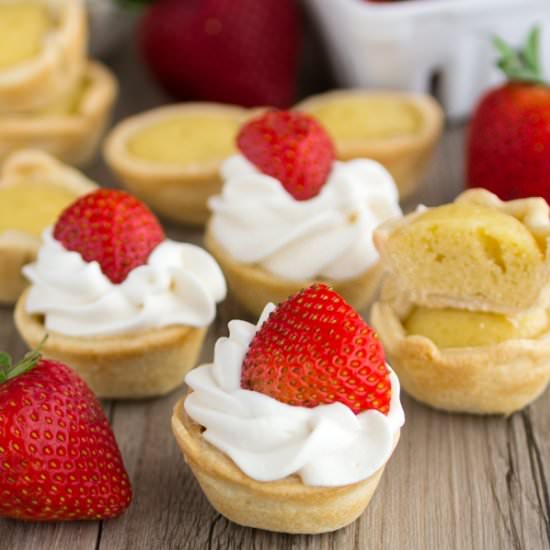 Mini Strawberry Shortcake Pies - Recipe photo by crazyforcrust