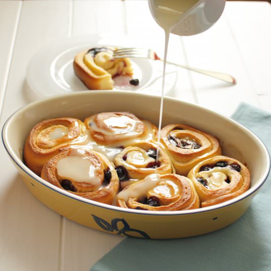 Lemon Blueberry Sweet Rolls - Recipe photo by eatthinkbemerry