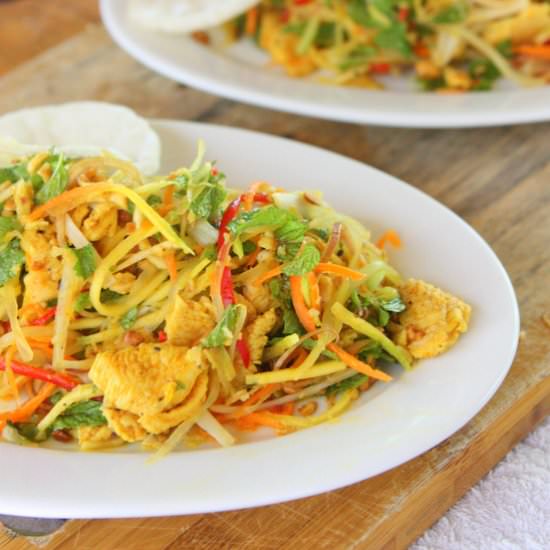 Green Mango and Papaya Salad - Recipe photo by thekitchenpaper