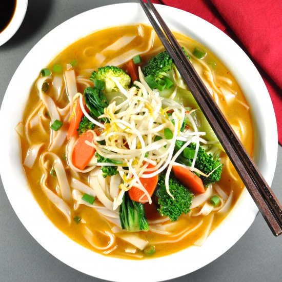 Dan Dan Noodle Soup (Vegetarian) - Recipe photo by RecipeTin Eats