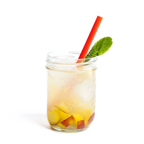 Peach Cocktail - Recipe photo by Sweet Peach
