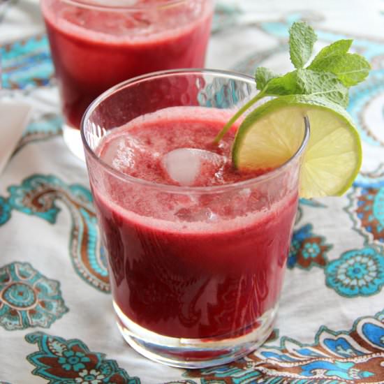 Summer Fruit Sparklers - Recipe photo by theseasonedtraveler