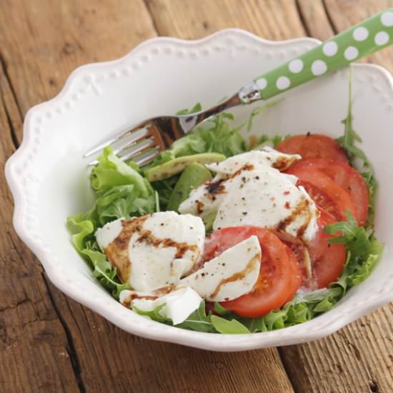 Caprese avocado salad - Recipe photo by kalejdoskoprenaty