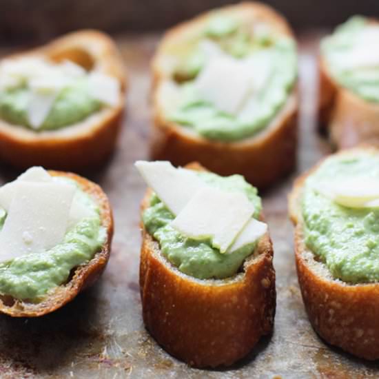 Baby Pea & Ricotta Crostini - Recipe photo by cookingforkeeps