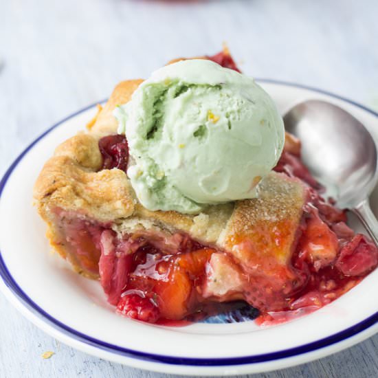 Red Berry Peach Pie - Recipe photo by SunShinesPie