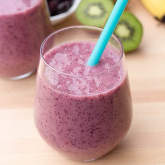 Healthy Purple Smoothie - Recipe photo by Grab Your Spork