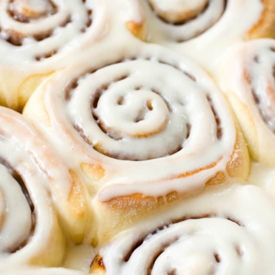 1 Hour Cinnamon Rolls - Recipe photo by Life Made Simple
