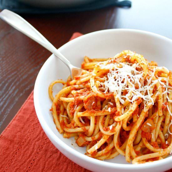Bucatini all'Amatriciana - Recipe photo by thecravegallery