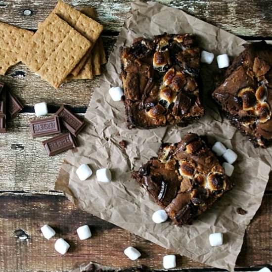 S'moreo Brownies - Recipe photo by Lifewiththecrustcutoff
