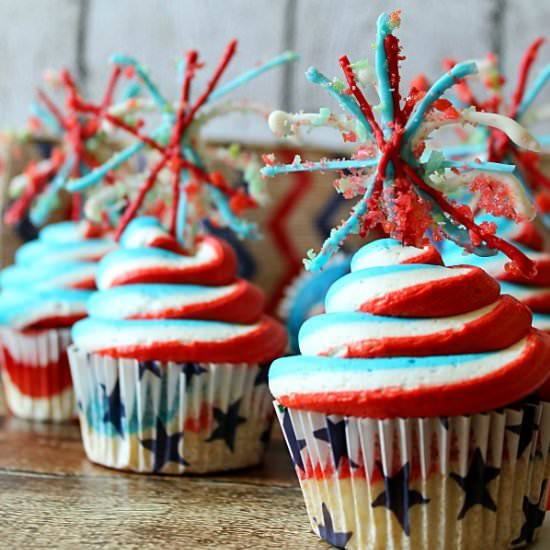 Firework Cupcakes - Recipe photo by Lifewiththecrustcutoff