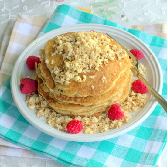Toasted Coconut Cashew Pancakes - Recipe photo by graincrazy