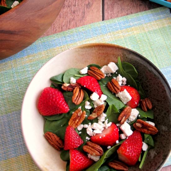 Strawberry Spinach Salad - Recipe photo by pumpkinnspice