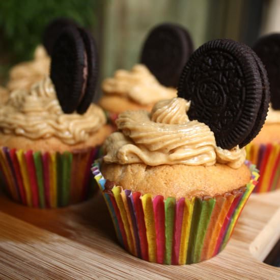 Peanut Butter Oreo Cupcakes - Recipe photo by The Desserted Girl
