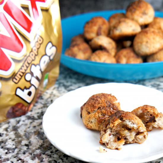 TWIX Coconut Macaroons - Recipe photo by vintagezest