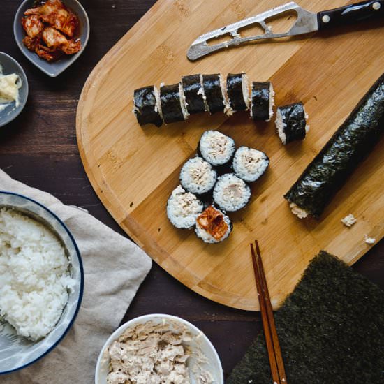 How to Make Chamchi Kimbap - Recipe photo by tworedbowls
