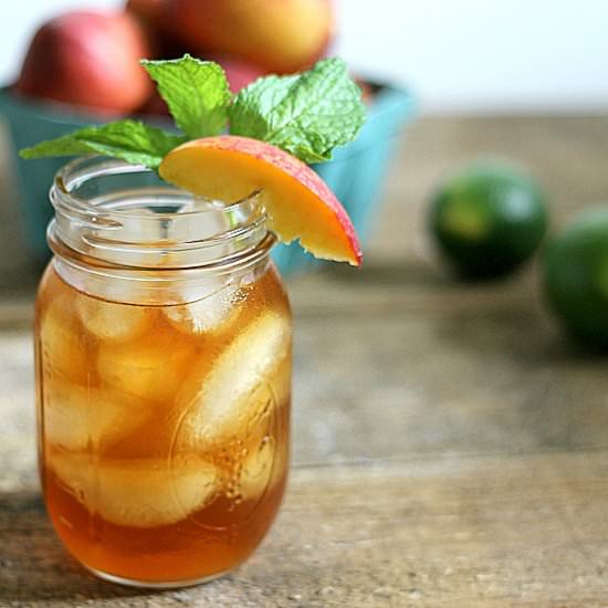 Mint Peach Sweet Tea - Recipe photo by bohobirdy