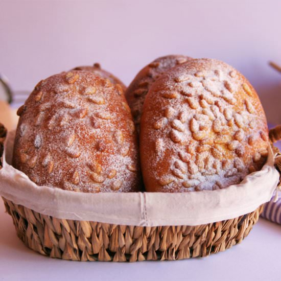 Brioche Cake with Pine Nuts - Recipe photo by CinnamonGem