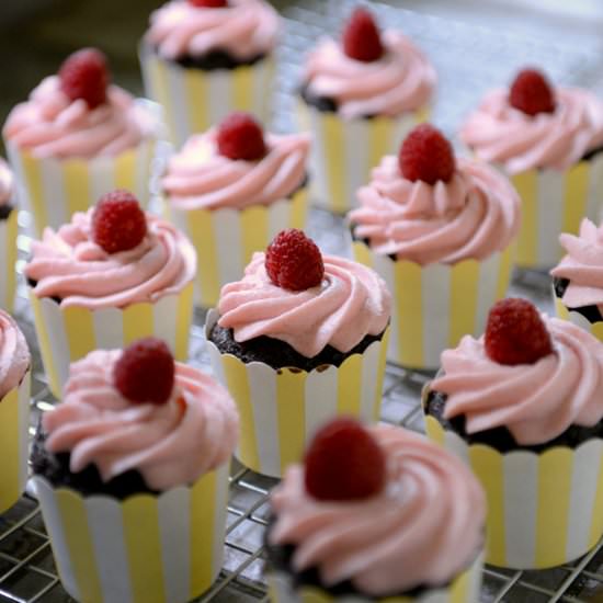 Dark Chocolate Red Wine Cupcakes - Recipe photo by winedinewander