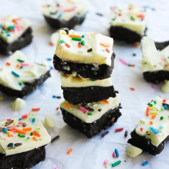 Birthday Cake Oreo Truffle Bars - Recipe photo by britalarson