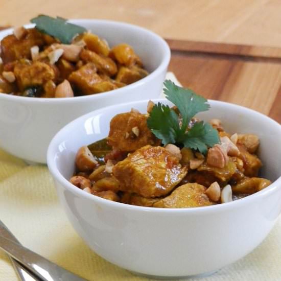Chicken with Cashews (Balti Murgh) - Recipe photo by webicurean