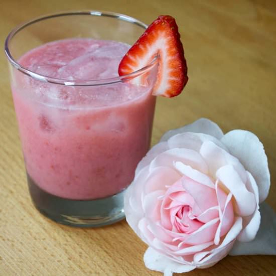 Roseberry flirt - Recipe photo by SoHungryBlog