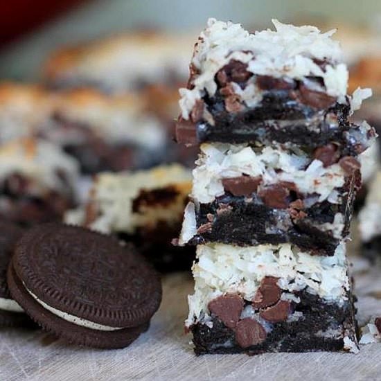 Chocolate Oreo Coconut Squares - Recipe photo by nibblesbynic