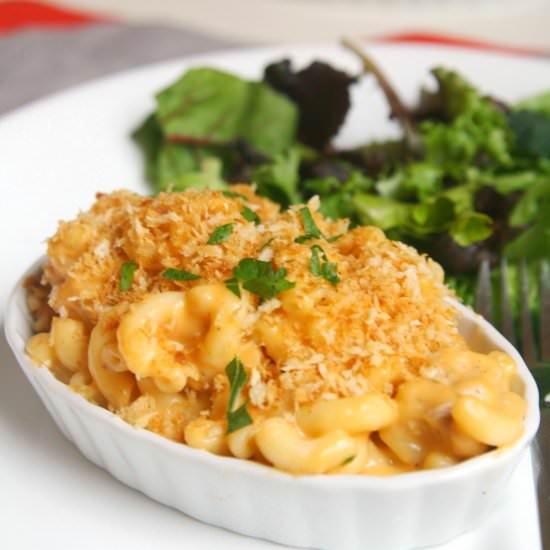 Lighter Buffalo Chicken Mac - Recipe photo by thetastybite