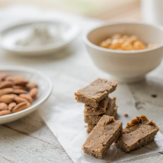 Chickpea Energy Bars - Recipe photo by purehozho1