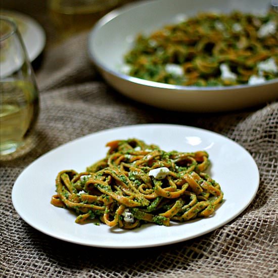 Fettuccine with Arugula Pesto - Recipe photo by bohobirdy