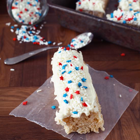 Patriotic Rice Krispie Bars - Recipe photo by picsandpastries