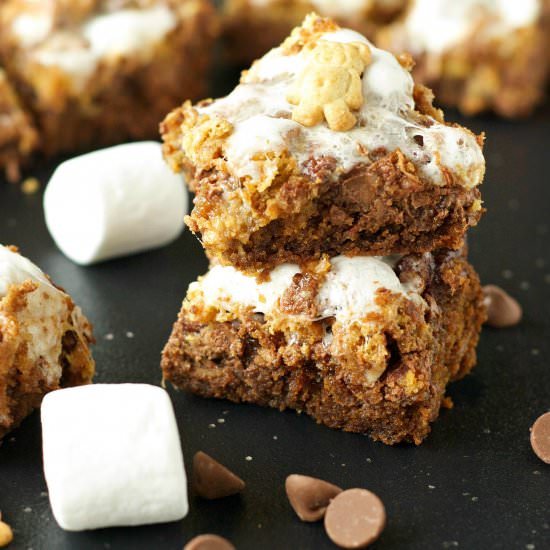 Crockpot S'mores Cookie Bars - Recipe photo by slowcookergourmet