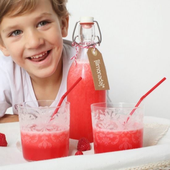Pink lemonade - Recipe photo by el mon de juju