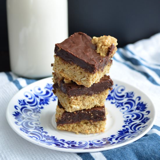 Oat Fudge Bars - Recipe photo by trialsinfood
